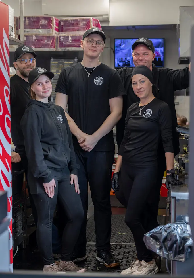 Yhteiskuva työntekijöistä.